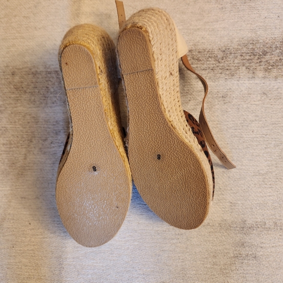 Heels - Picture 3 of 4